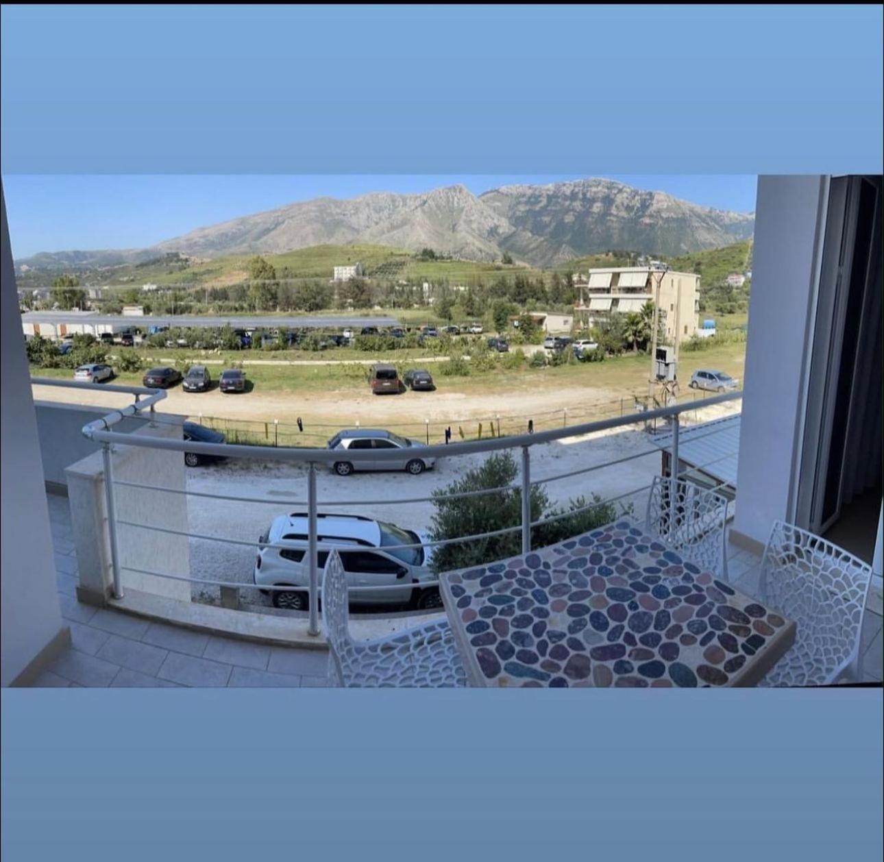 Endy Apartaments Orikumi Exteriér fotografie