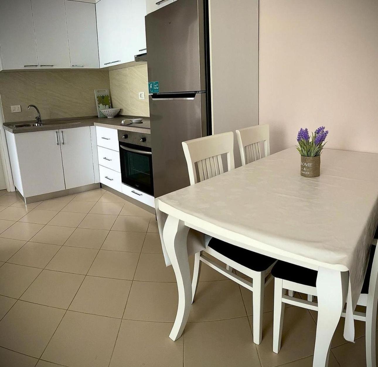Endy Apartaments Orikumi Exteriér fotografie