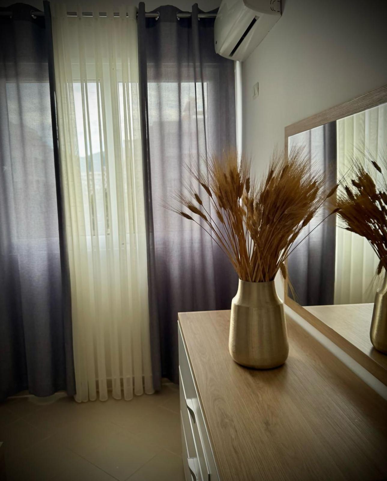Endy Apartaments Orikumi Exteriér fotografie